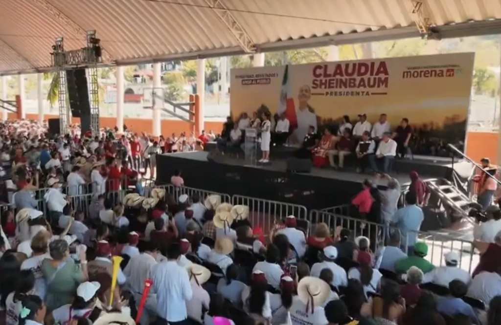 La llamamos corrupta porque lo es: Sheinbaum arremete contra Xóchitl Gálvez